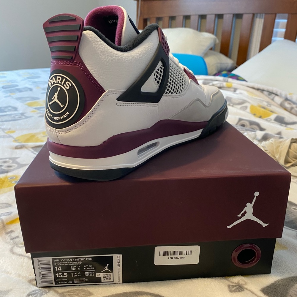 Jordan 4, Paris Ds size 14